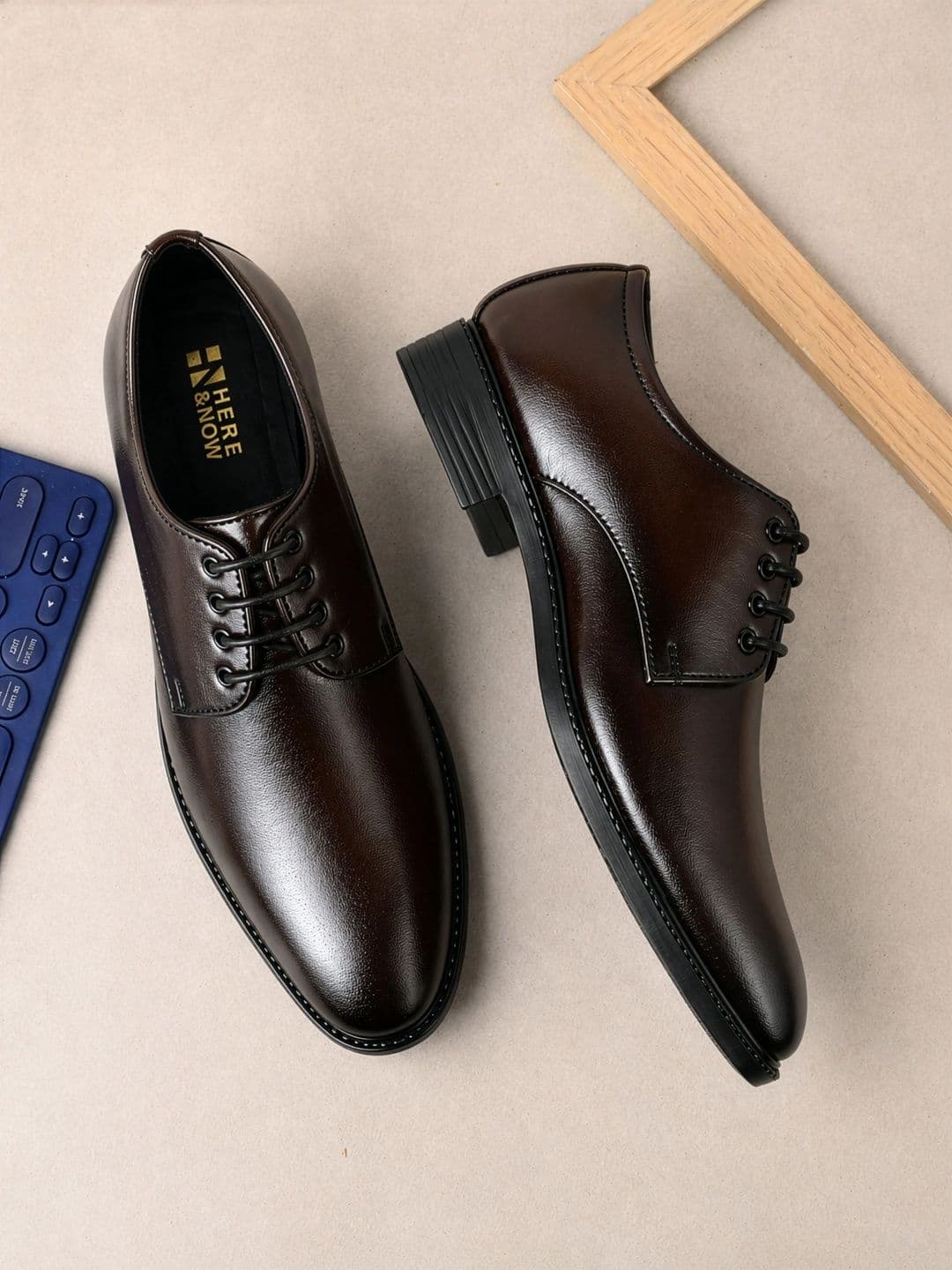 HERE&NOW Men Pointed Toe Lace-Ups Derbys Formal Shoes - view 1