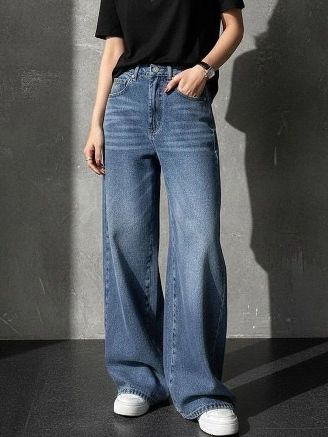 SOULNITY Women Wide Leg High-Rise Jeans - view 1