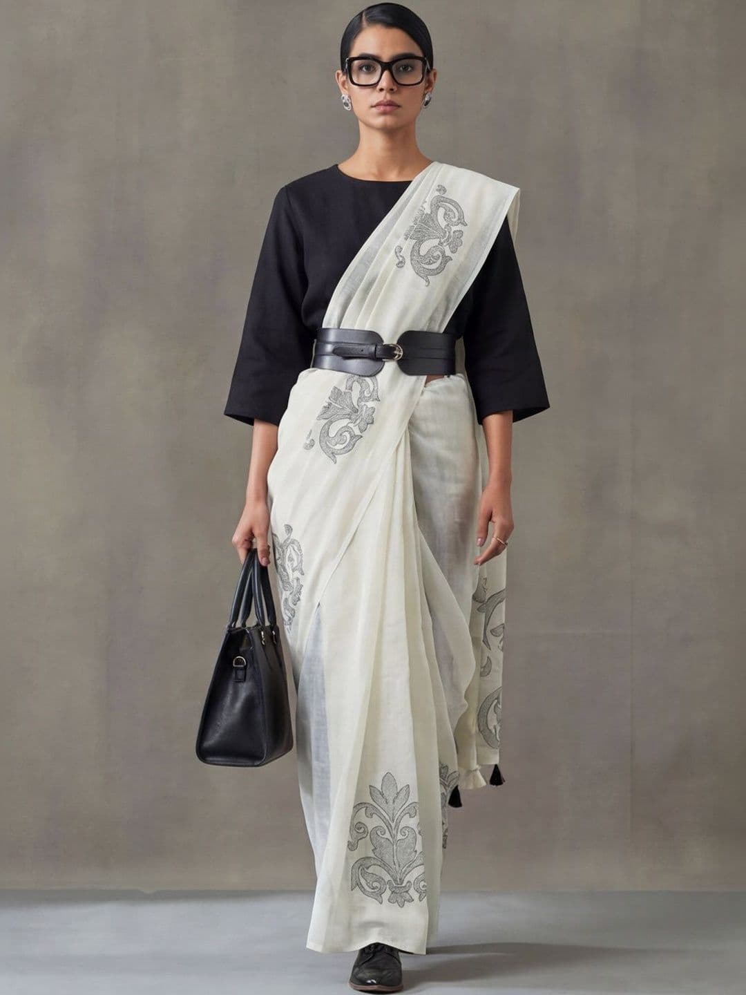 Navibhu Smart Workwear Ethnic Motifs Embroidered Pure Cotton Saree - view 1