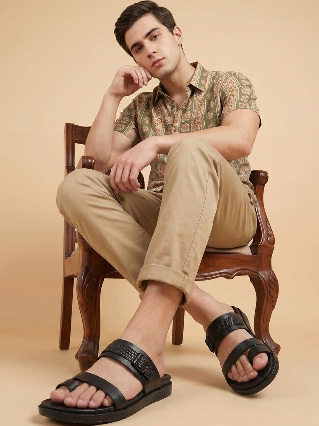 Metro Men Thong Flip-Flops - view 1