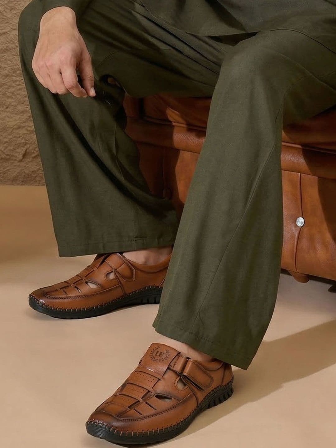 knoos Men Shoe-Style Sandals - view 1
