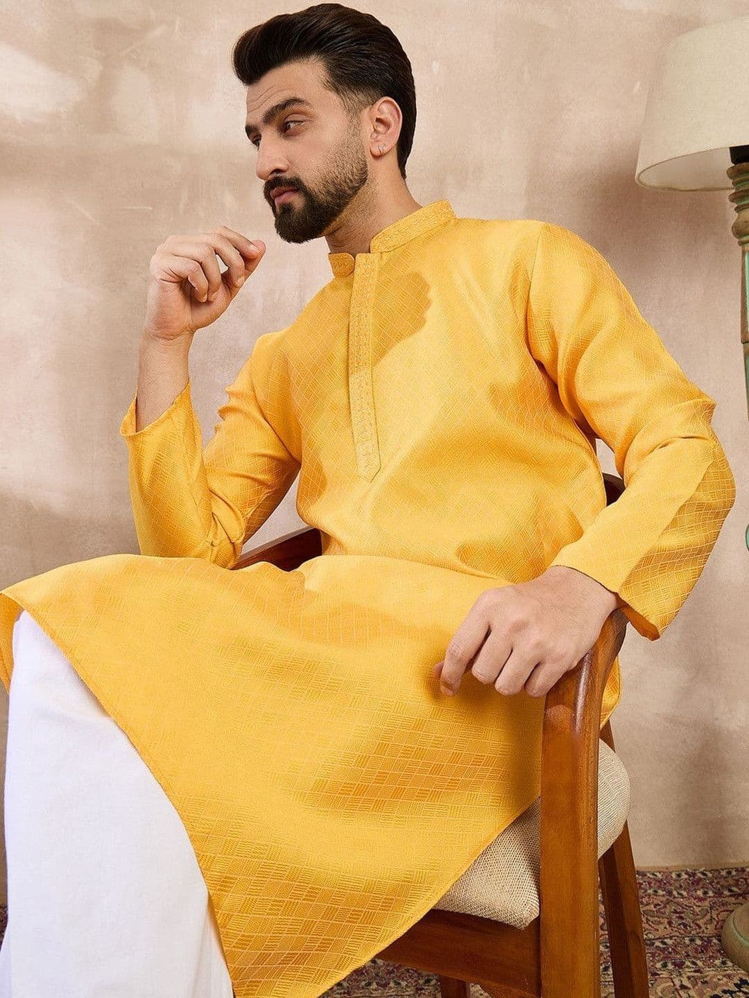 House of Pataudi Embroidered Mandarin Collar Knee Length Straight Kurta - view 1