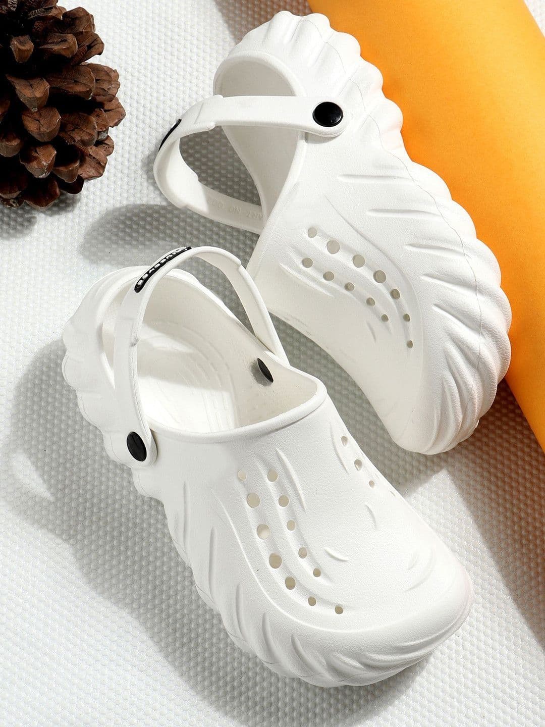 MILESTOE Men Clogs - view 1