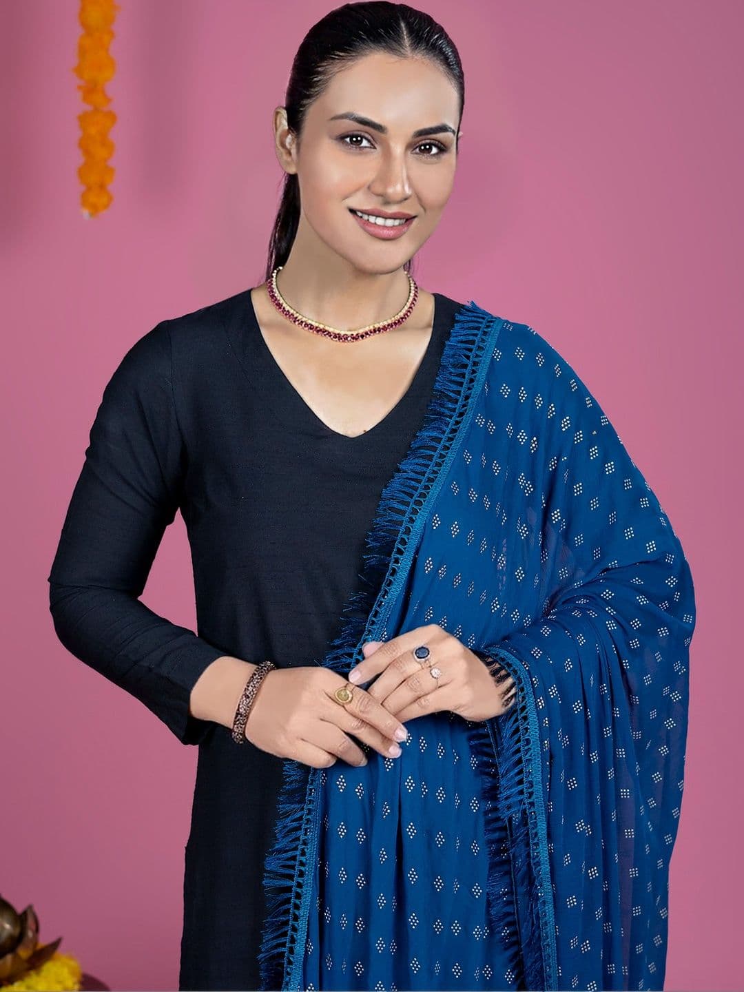 HELLA FASHIONS Geometric Printed Chiffon Dupatta - view 1