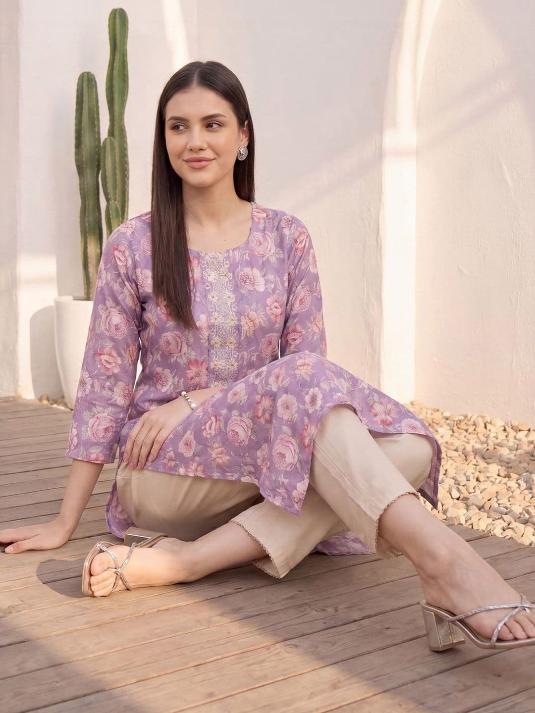Indo Era Women Floral Printed Thread Work Floral Kurta - view 1