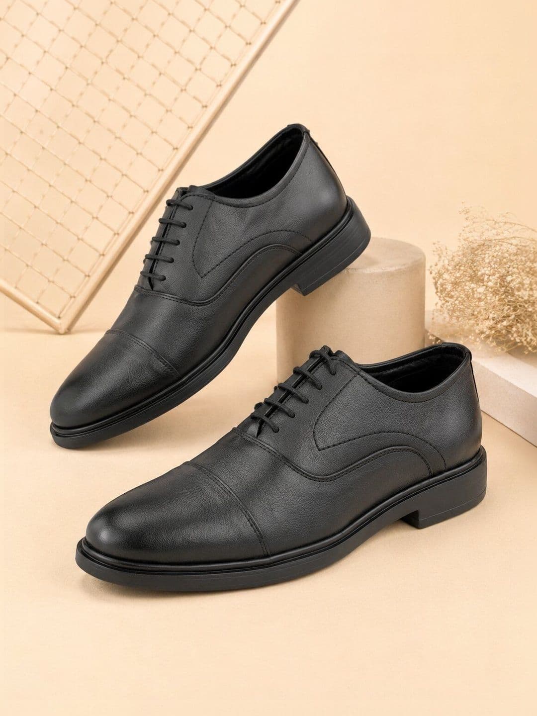 San Frissco Men Leather Round Toe Lace-Ups Formal Oxfords - view 1