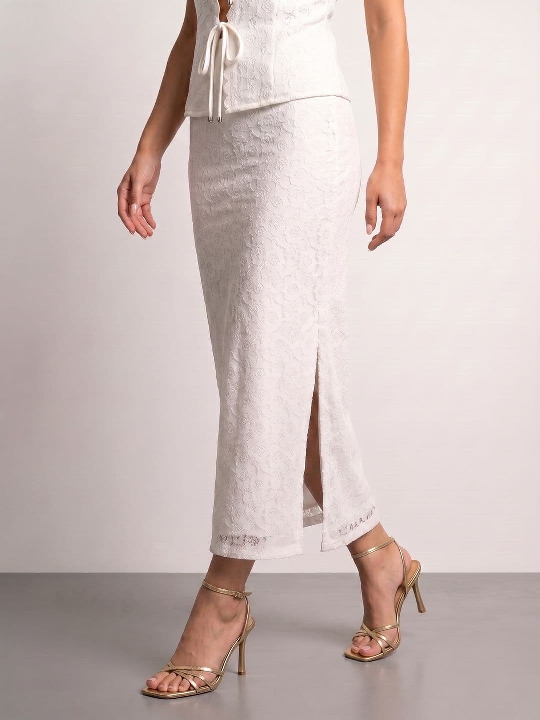 Phosphorus Women Floral Laced Pencil Skirts - view 1