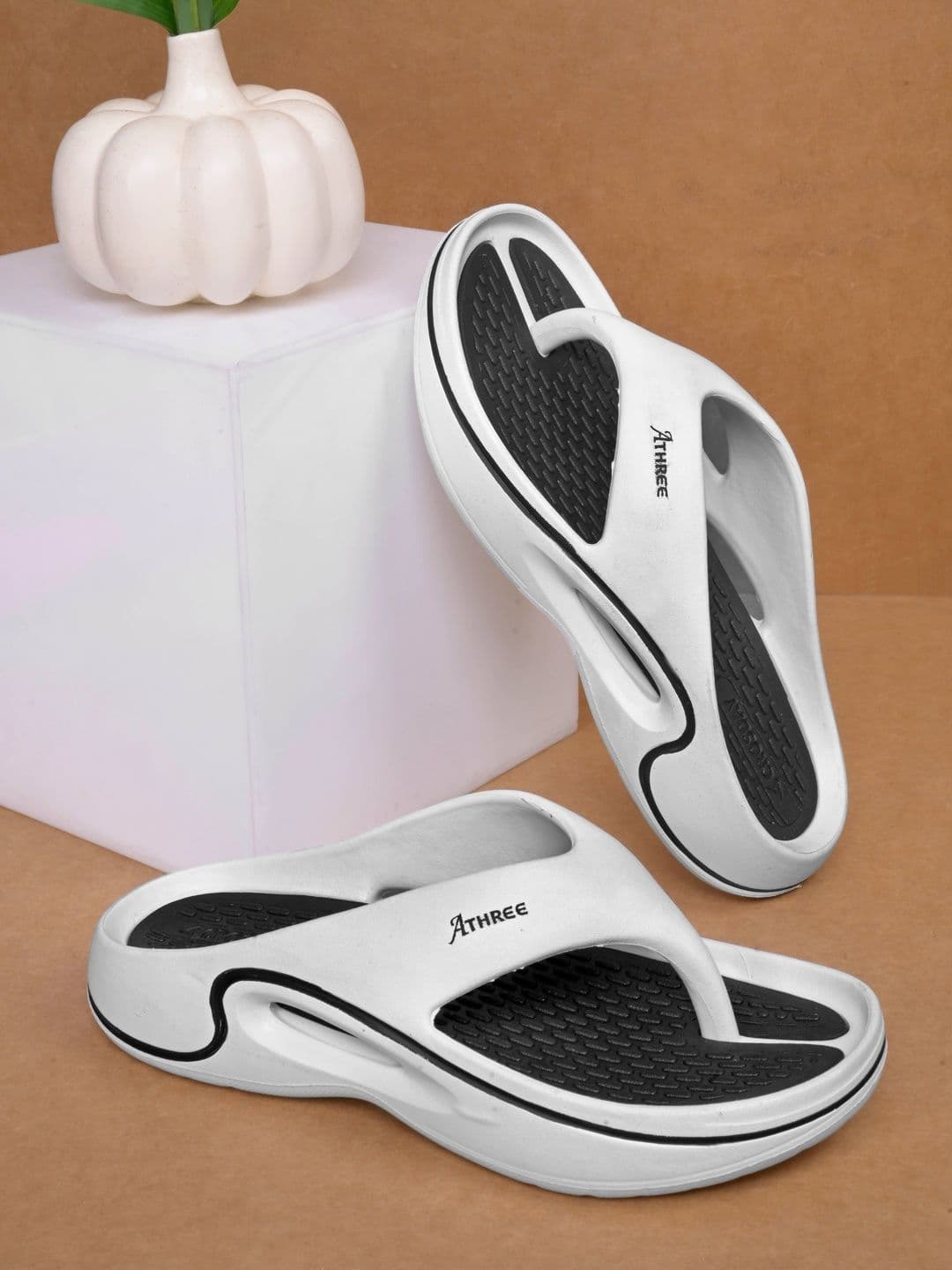 Athree Men Colourblocked Thong Flip-Flops - view 1