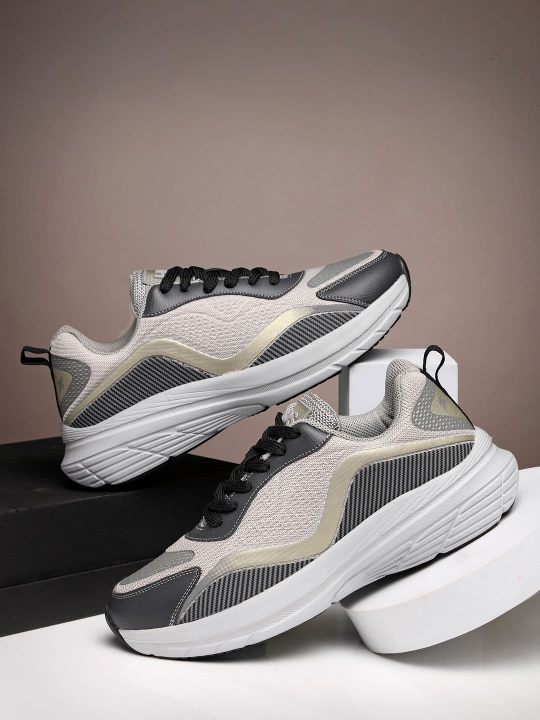 HOS Men MINATO Lightweight Cushioned Comfort Sports Shoes - view 1