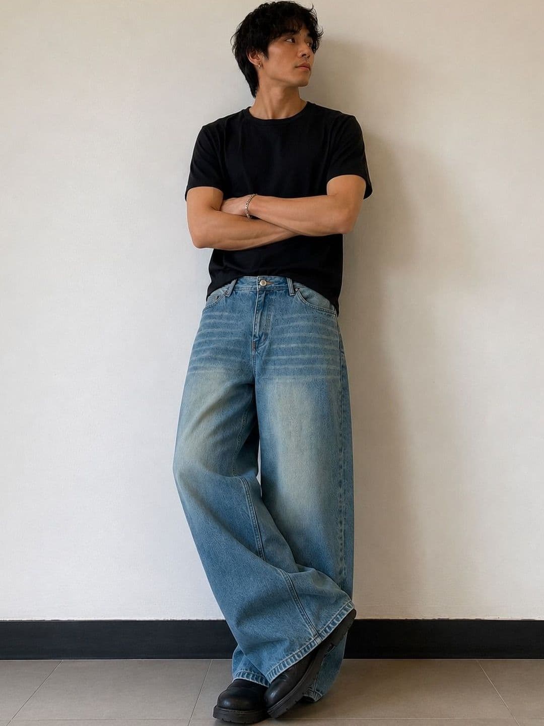 Line out line Men Wide Leg High-Rise Low Distress Heavy Fade Jeans - view 1