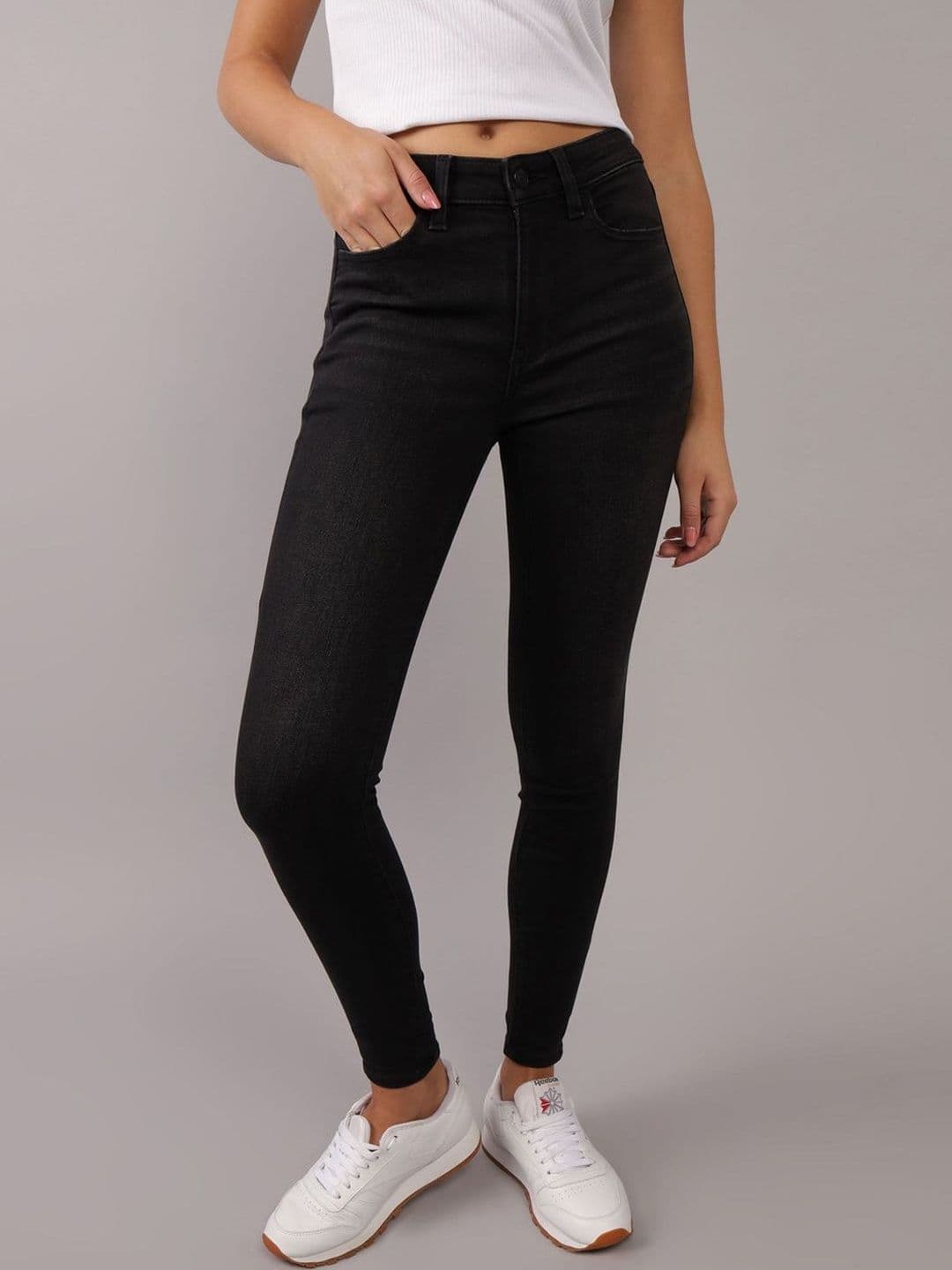 AMERICAN EAGLE OUTFITTERS American Eagle Women Black High Rise Jegging - view 1