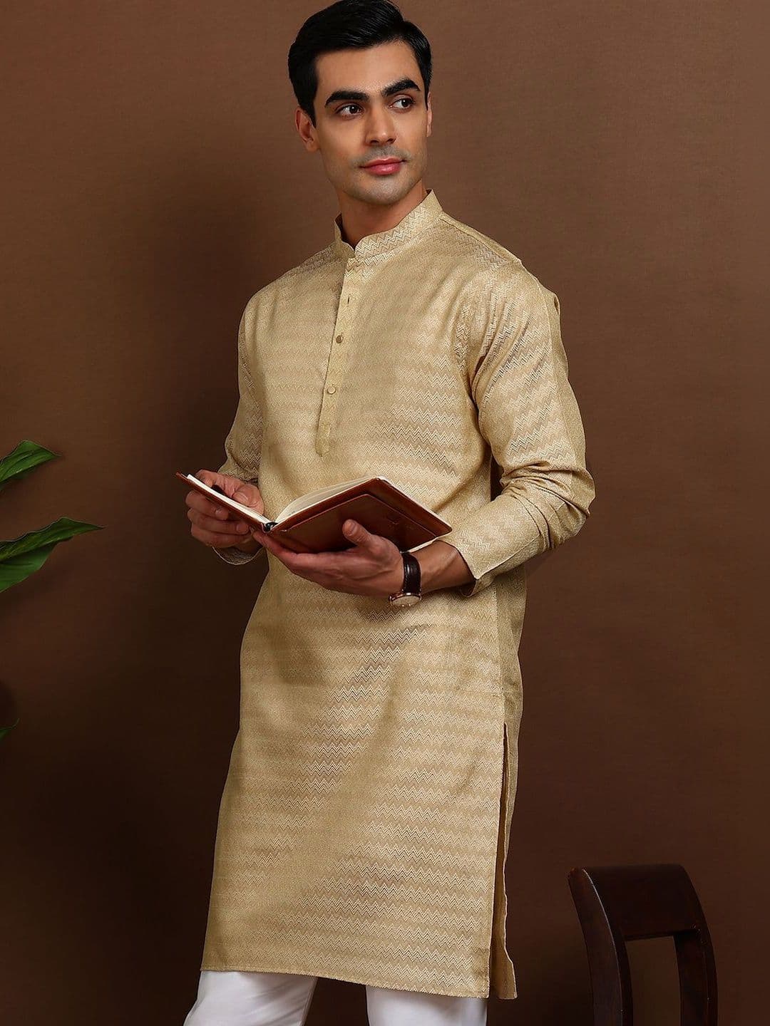 ADHIRAJAN Men Jacquard Kurta - view 1