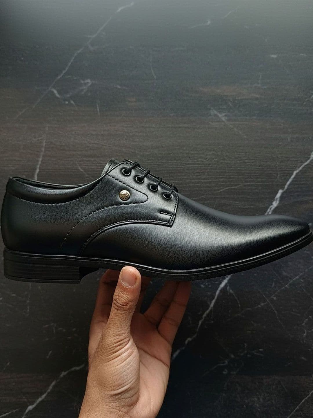 Zuliva Men Pointed Toe Lace-Ups Derbys Formal Shoes - view 1