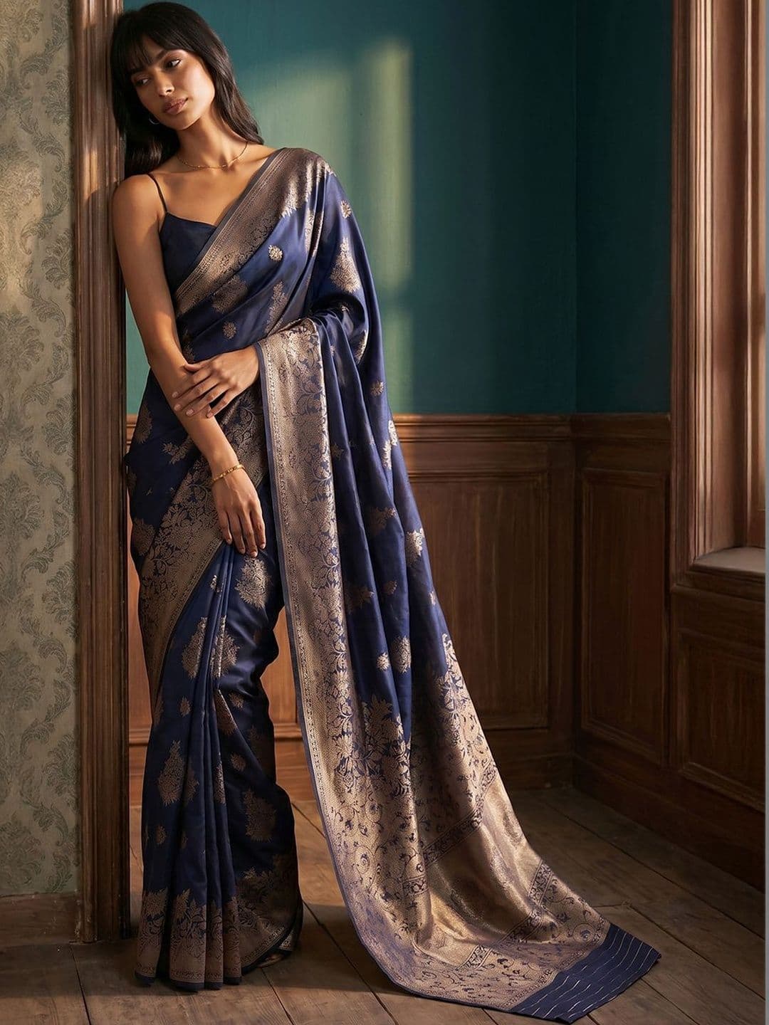 Anouk Woven Design Zari Silk Blend Designer Banarasi Saree - view 1