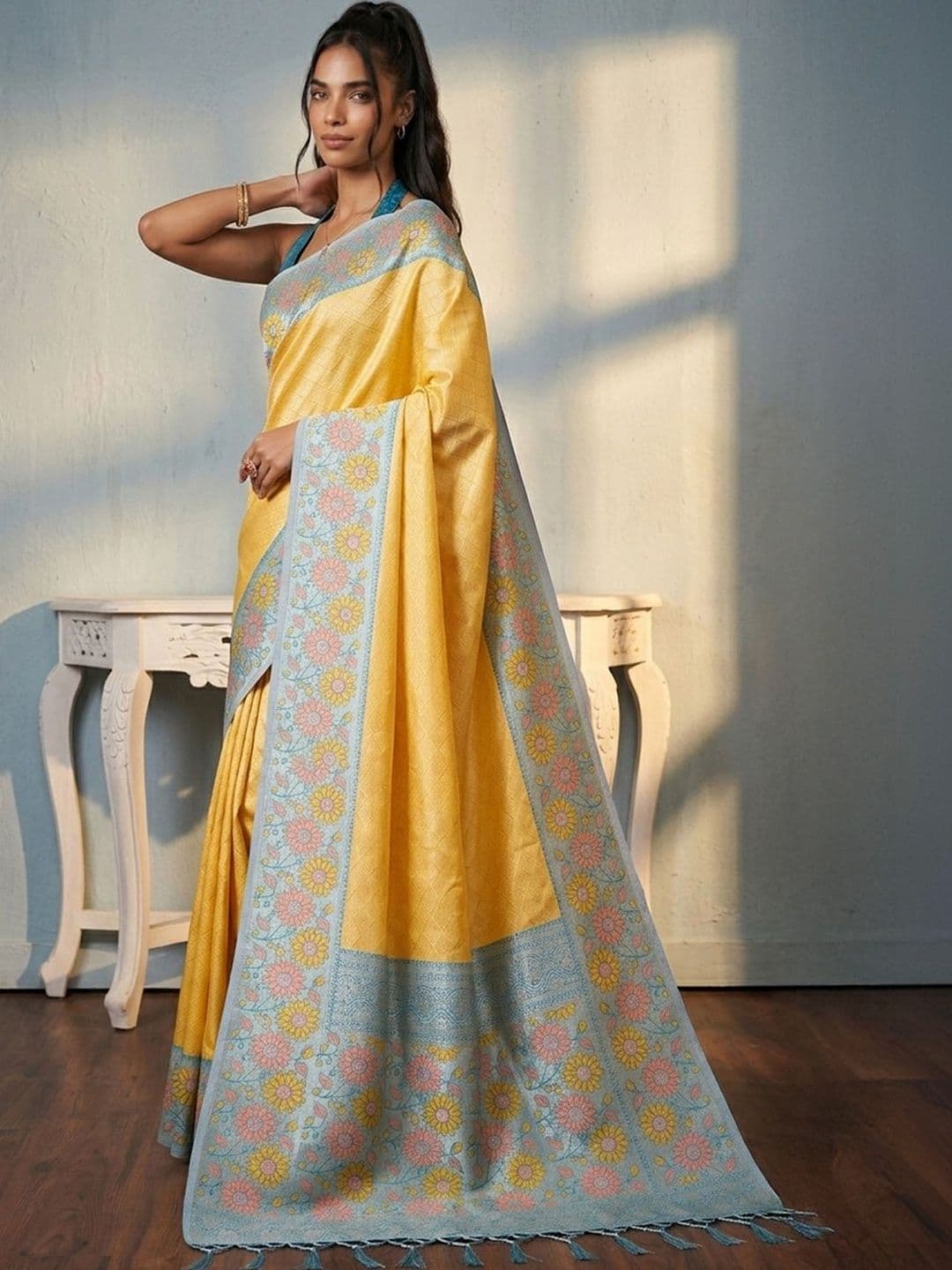 Anouk Floral Silk Blend Designer Banarasi Saree - view 1