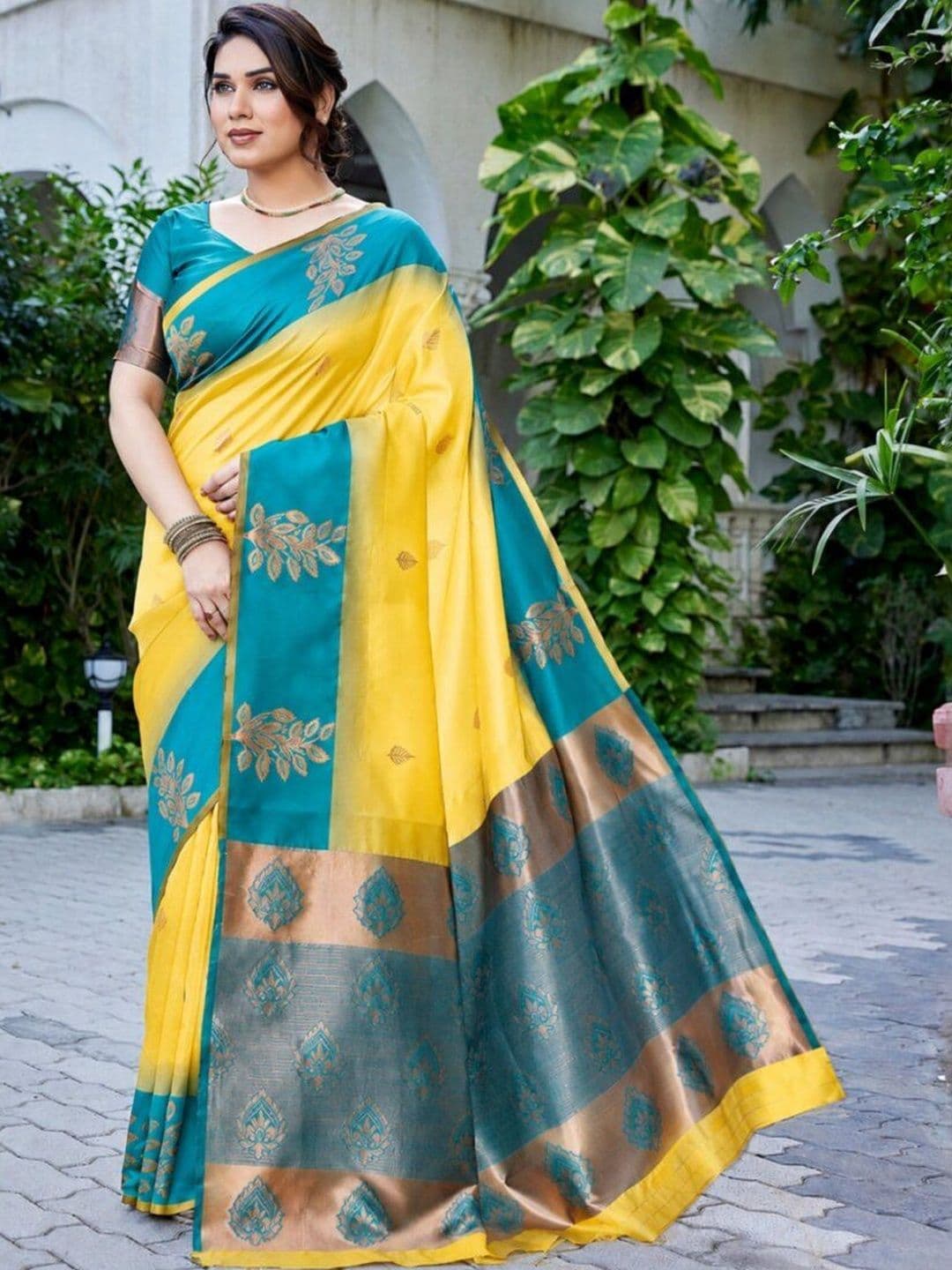 Attigo Ethnic Motifs Zari Silk Blend Designer Banarasi Saree - view 1
