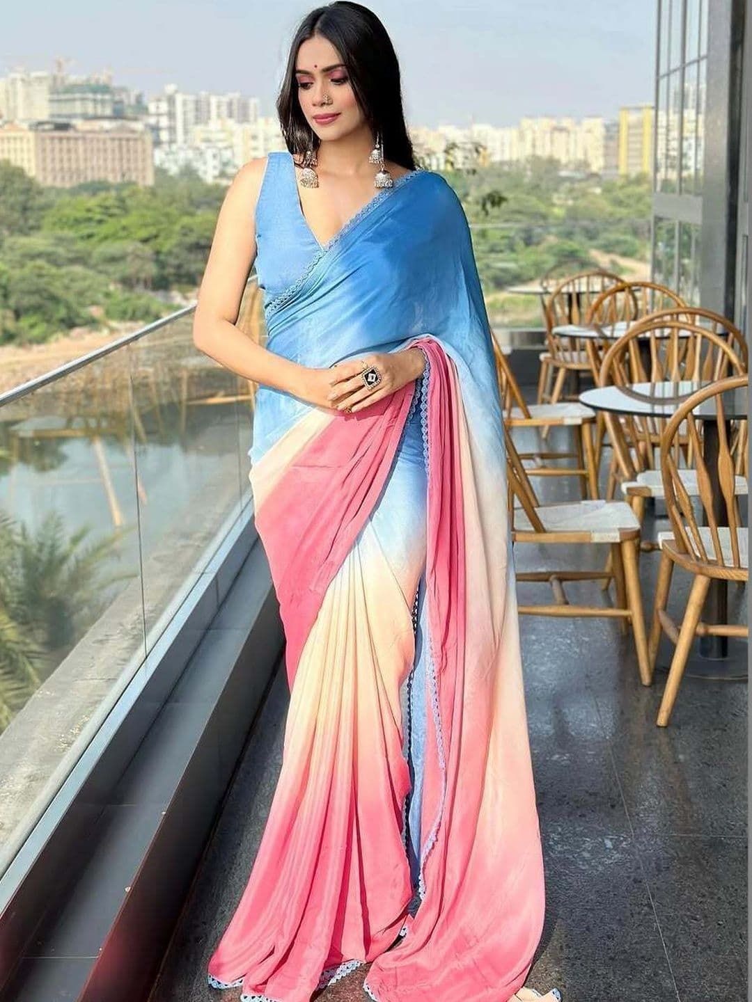 AVANTIKA FASHION Ombre Pure Georgette Saree - view 1