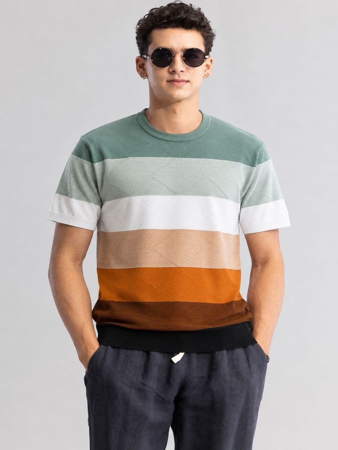 Araavi Men T-shirt - view 1