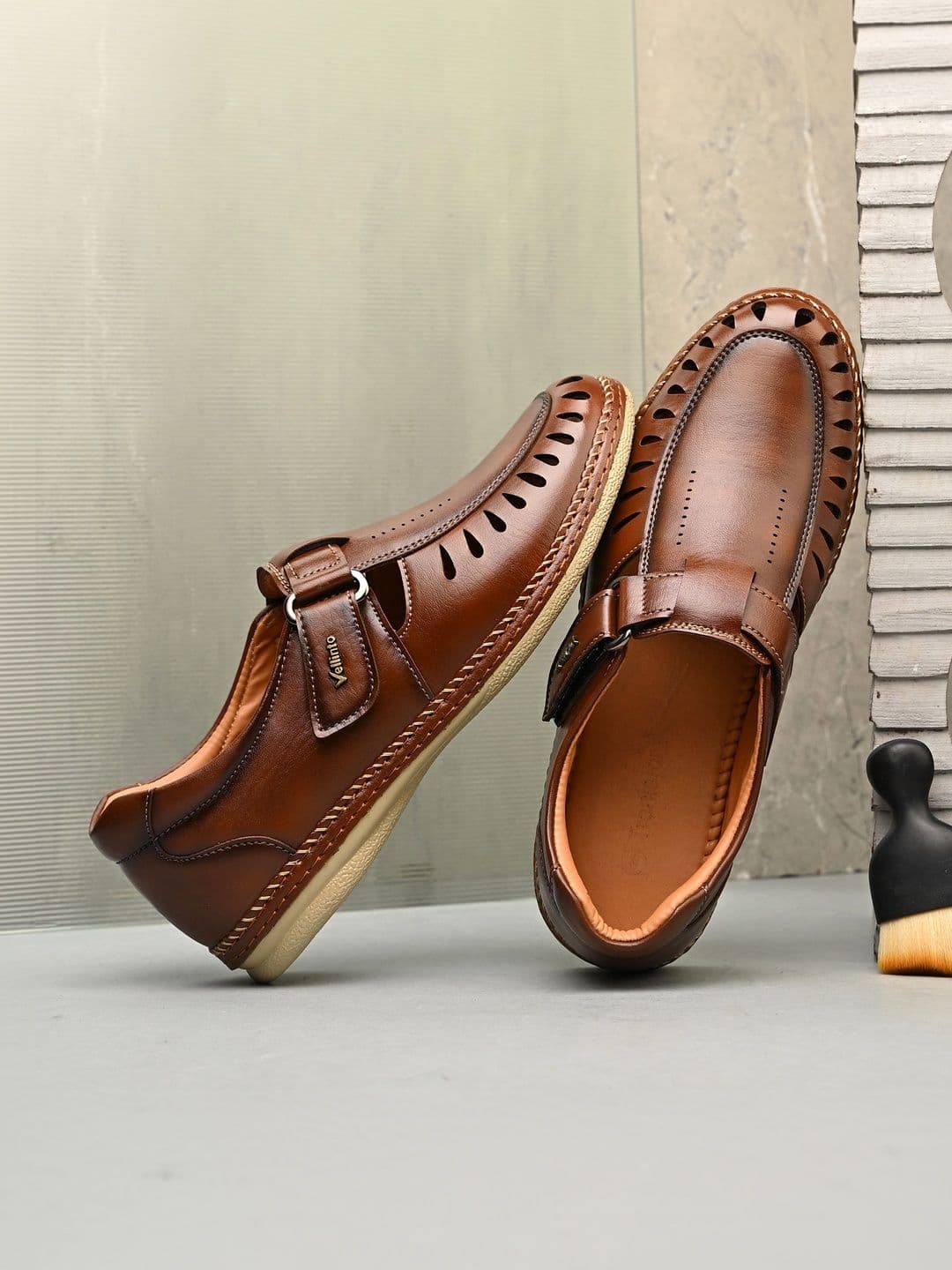 Vellinto Men Fisherman Sandals - view 1