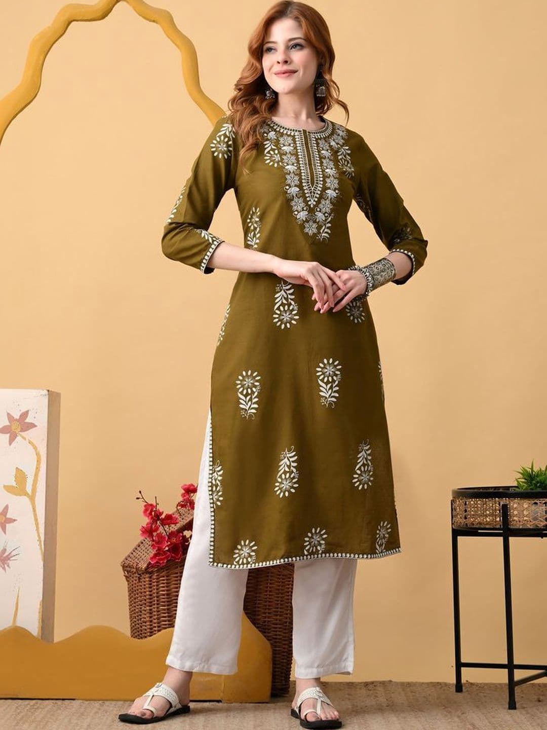 Koito Women Ethnic Motifs Embroidered Chikankari Kurta - view 1