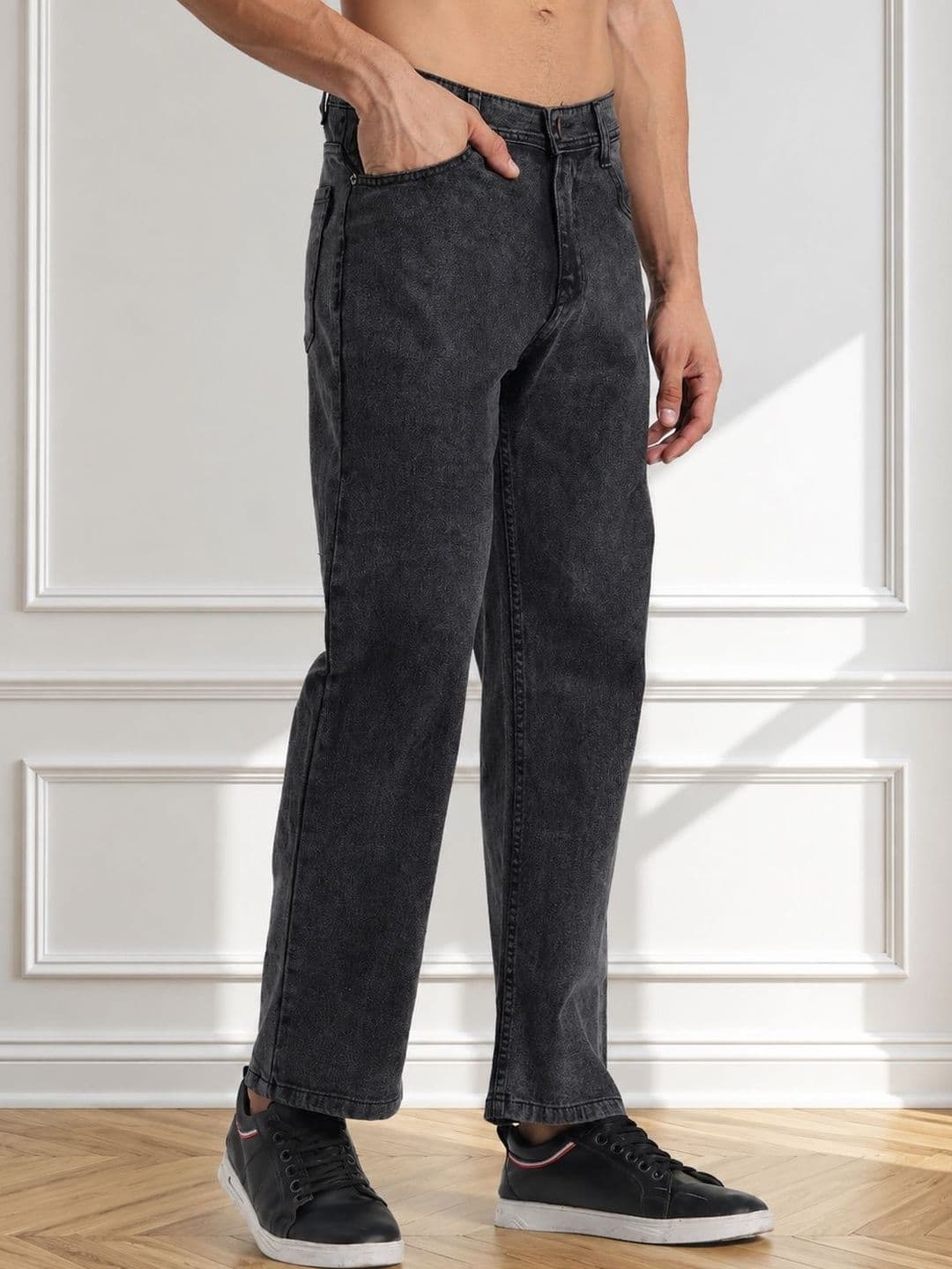 DRIPLYN Men Comfort Relaxed Fit Mid-Rise Jeans - view 1
