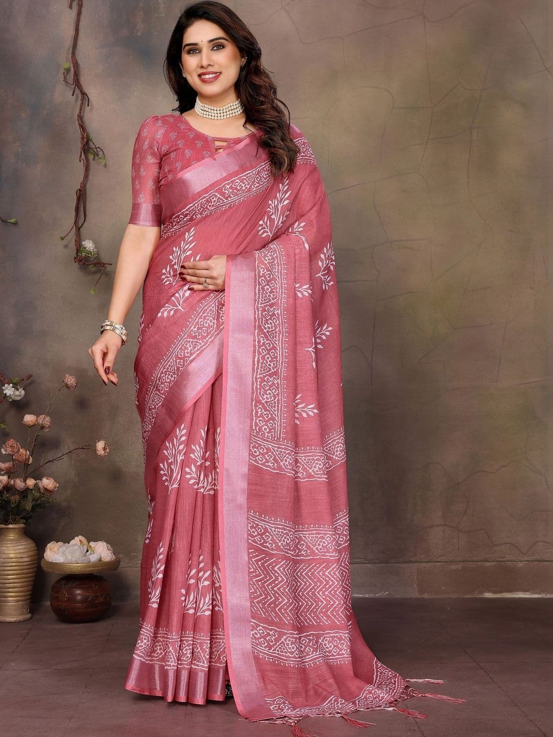 AVANTIKA FASHION Saree - view 1