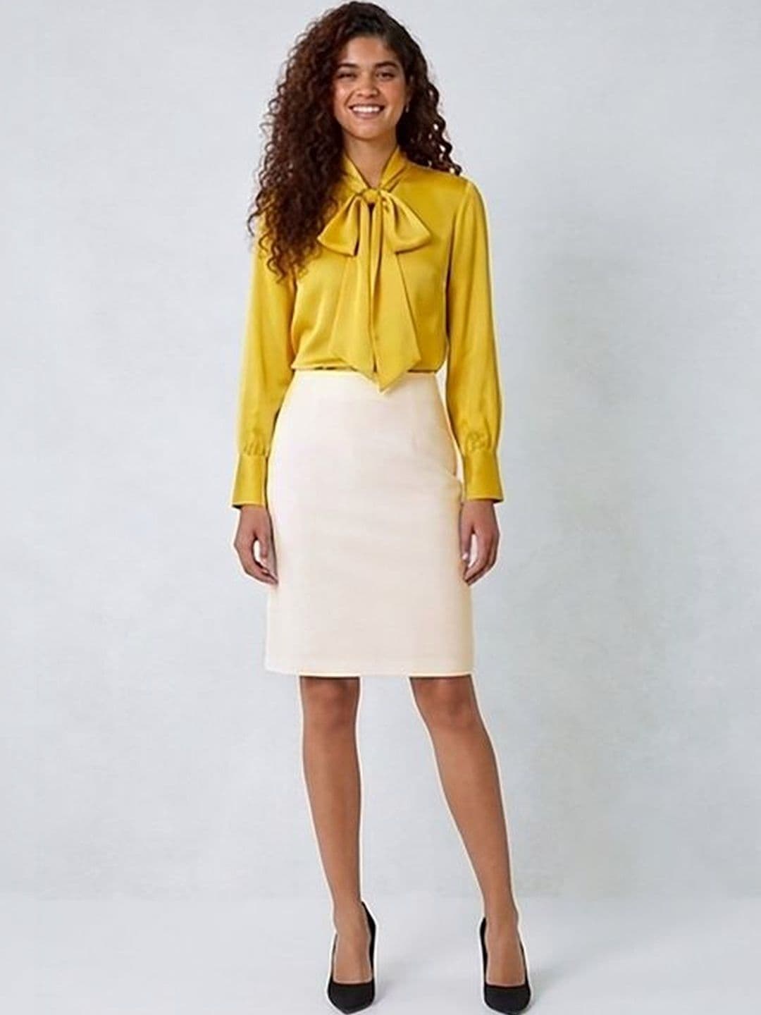 Stylecast X Kotty Women Back Slit Knee Length Pencil Skirt - view 1