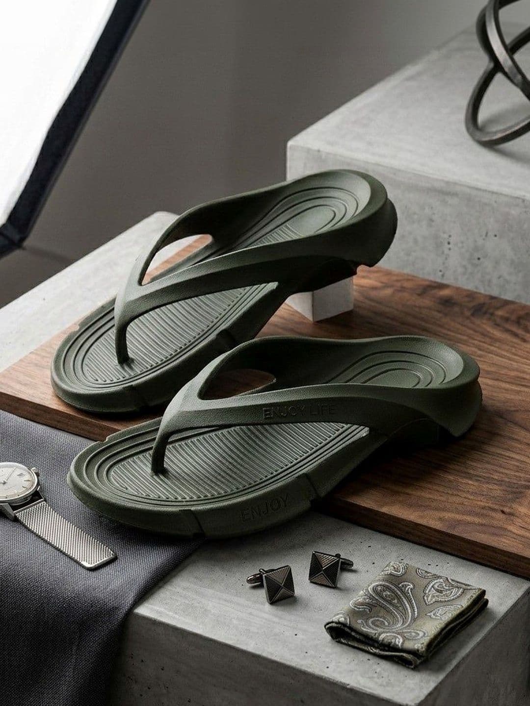 DRACKFOOT Men Thong Flip-Flops - view 1