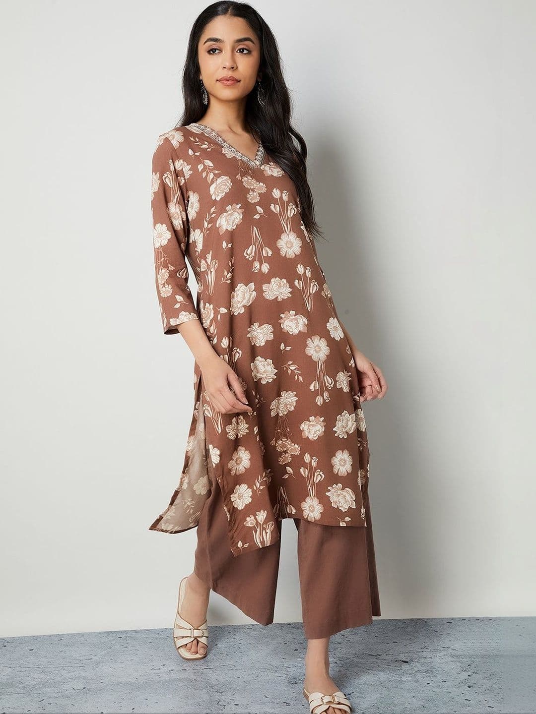 Melange by Lifestyle Women Floral Printed Thread Work Floral Kurta - view 1