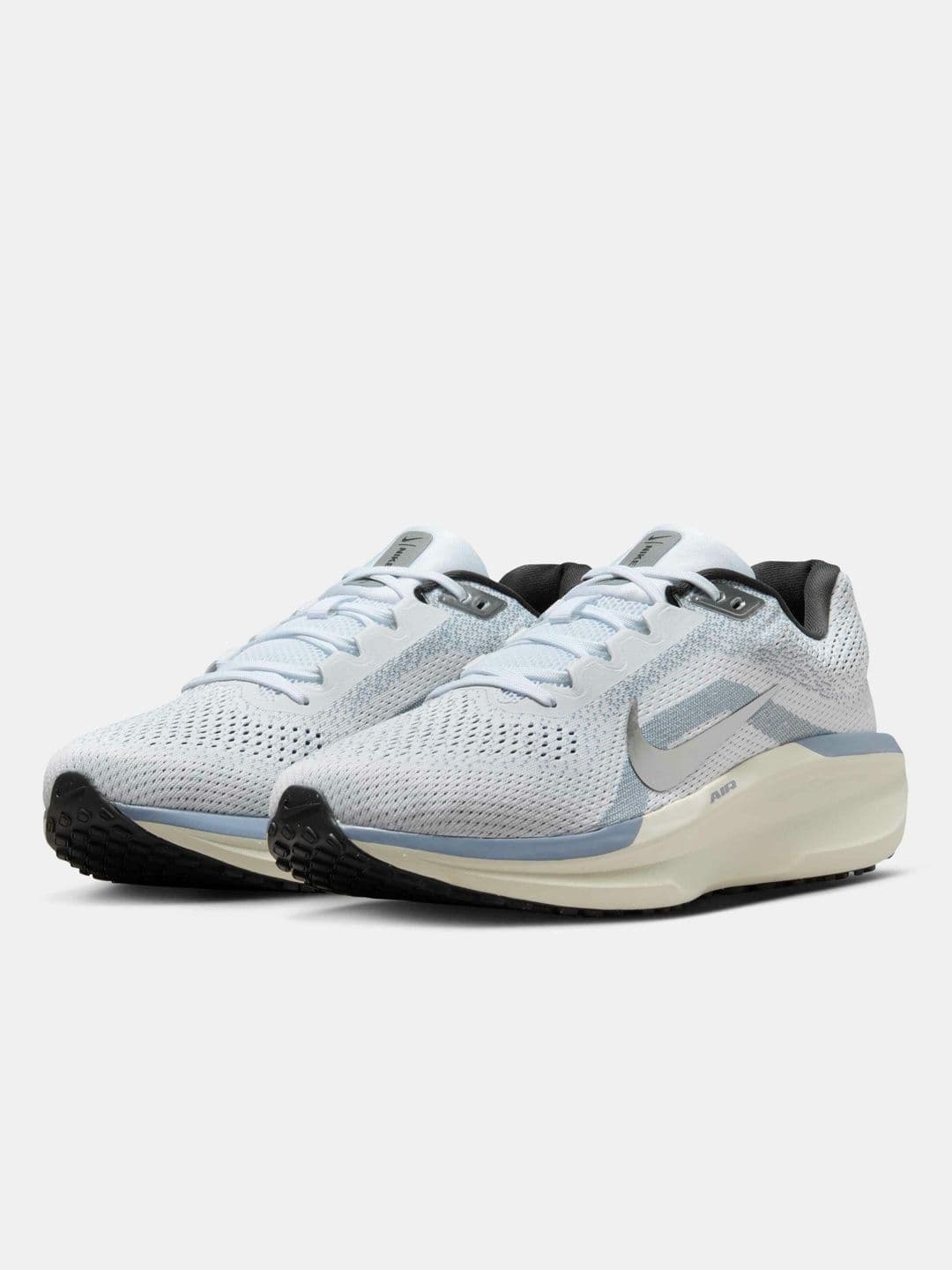 Nike Winflo 11 Men's Road Running Shoes - view 1