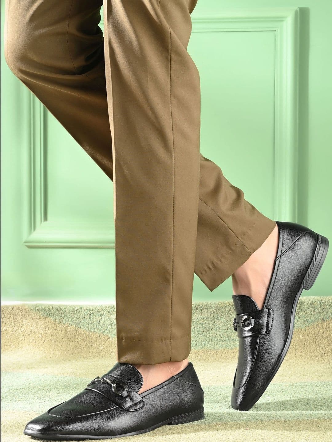 INVICTUS Men Textured Synthetic Leather Formal Loafers - view 1