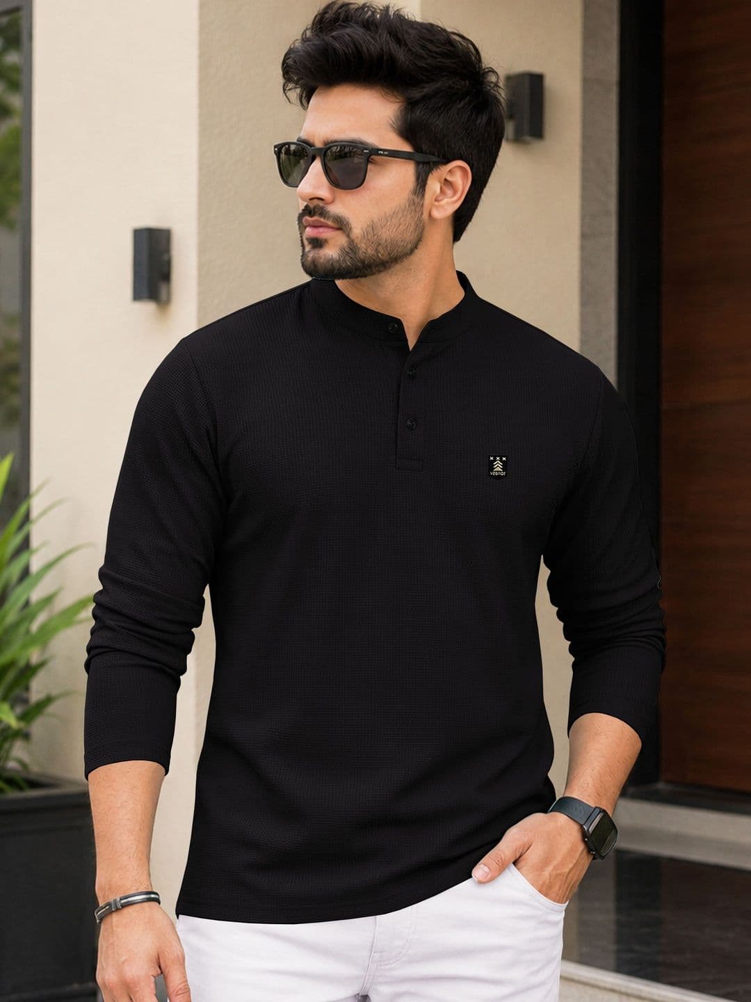 VeBNoR Men Mandarin Collar T-shirt - view 1
