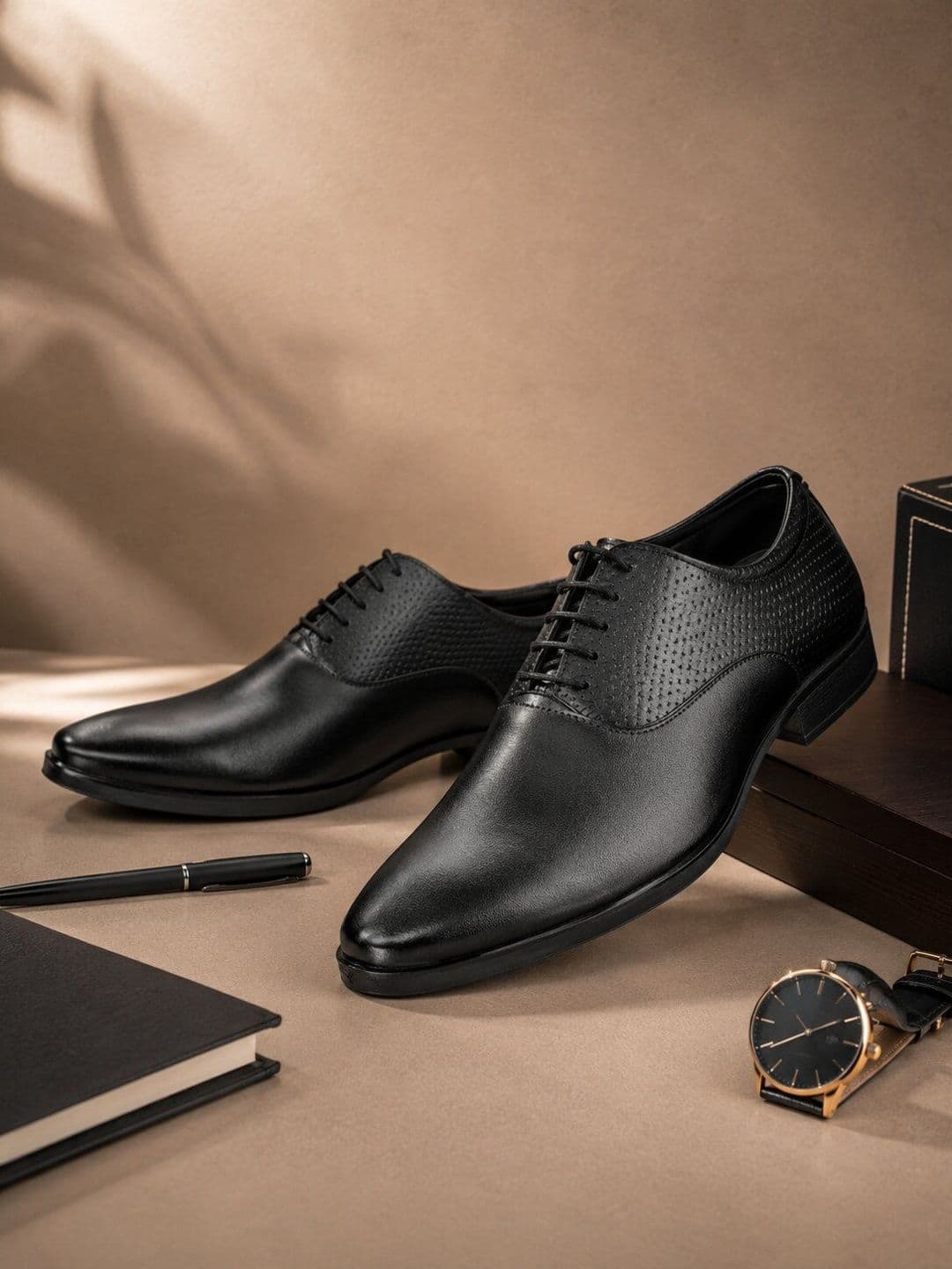 Here&Now Men Black Synthetic Leather Formal Lace Up Derby Shoes - view 1