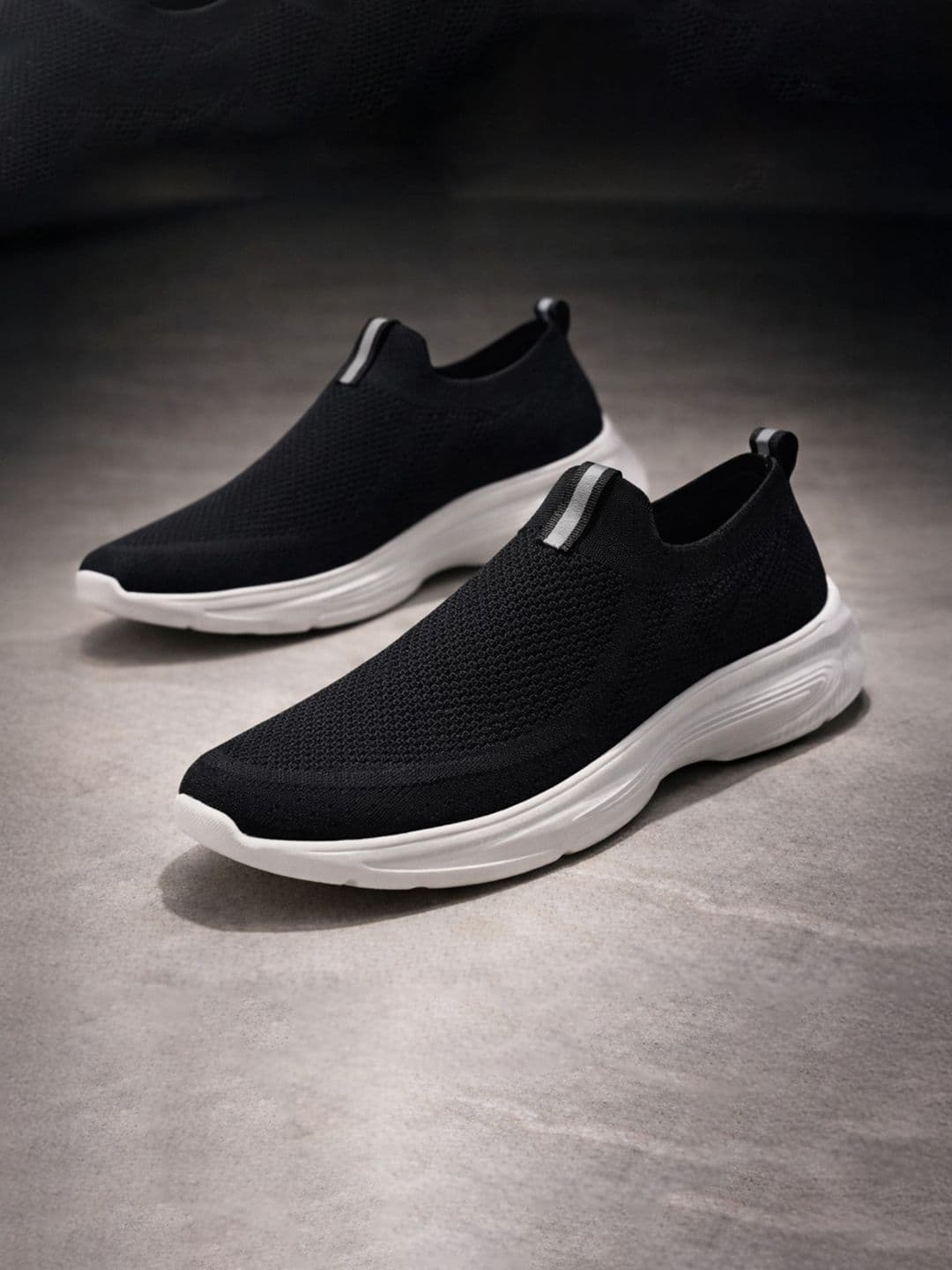 KRAASA Knit Black Textile Slip-On Walking Shoes - view 1