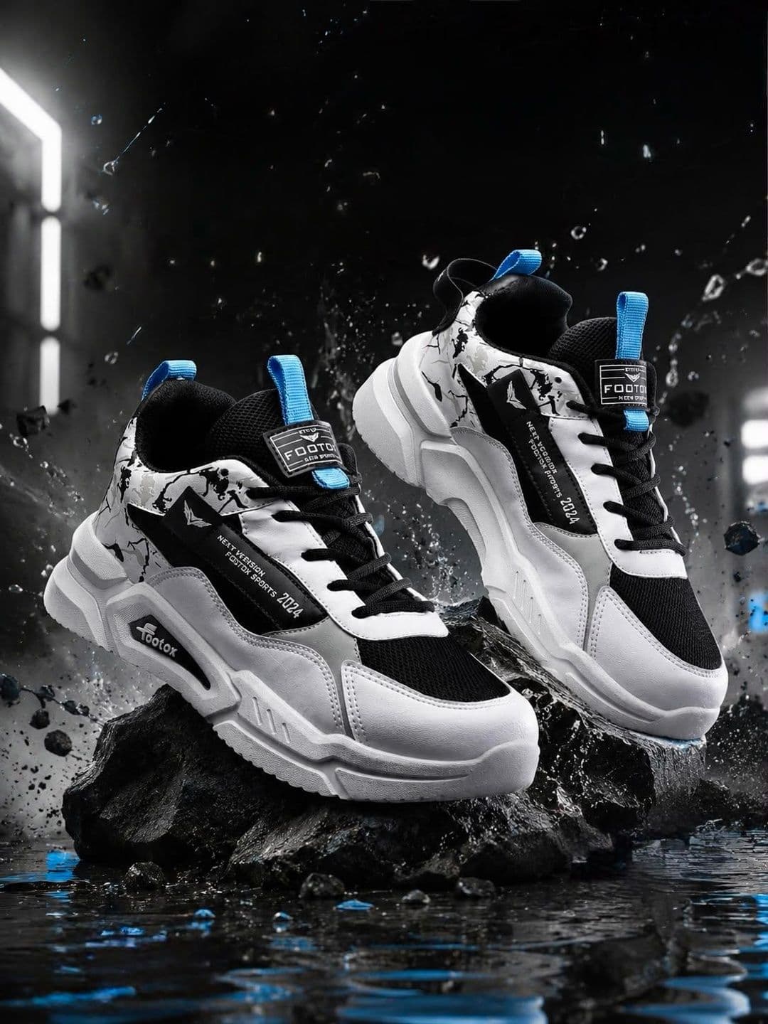 Footox Men Colourblocked Running Lace-Ups Sports Shoes - view 1