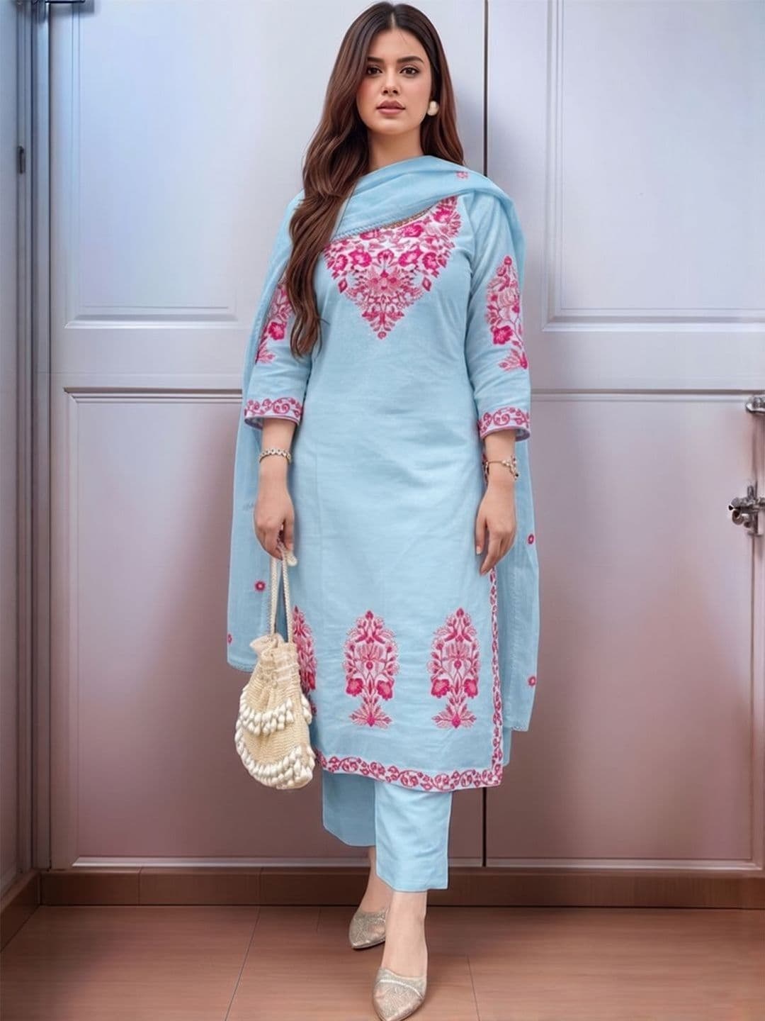 Aaghnya Women Ethnic Motifs Embroidered Regular Thread Work Kurta with Trousers & With Dupatta - view 1