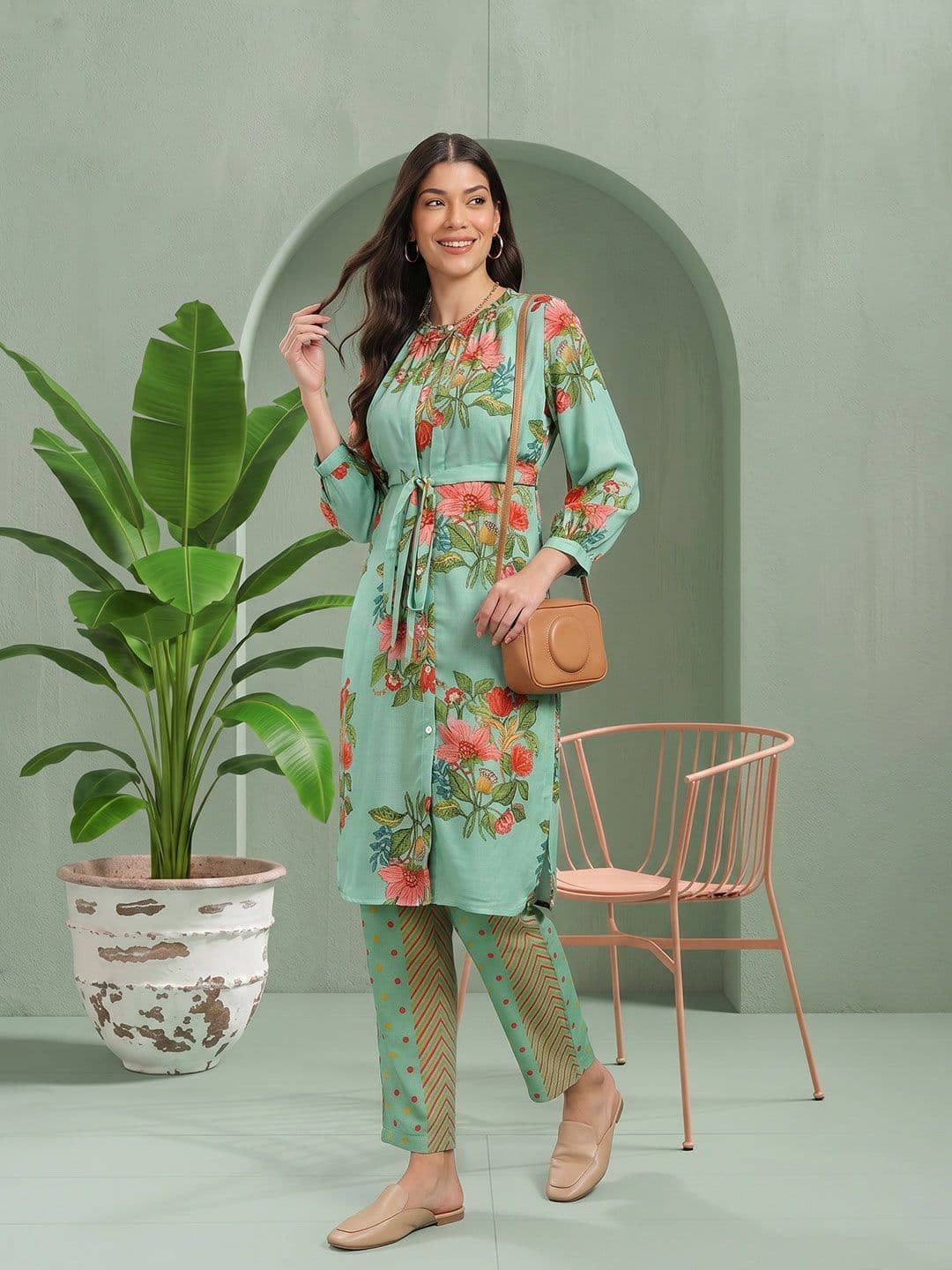 Sangria Floral Print Layered Tie-Up Detail Kurta with Trousers - view 1