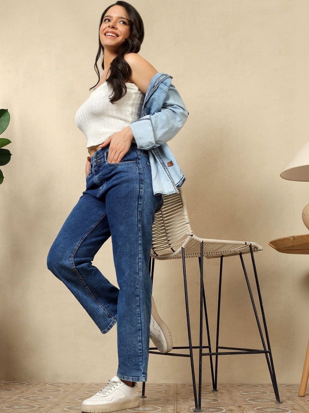 Roadster Women Comfort Straight Fit High-Rise Stretchable Jeans - view 1