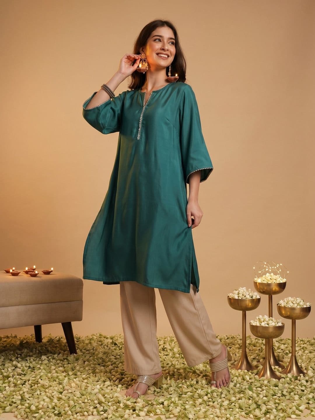 Sangria Women Thread Work and Sequin Detail Flared Sleeves Republic Day Republic Day Kurta - view 1