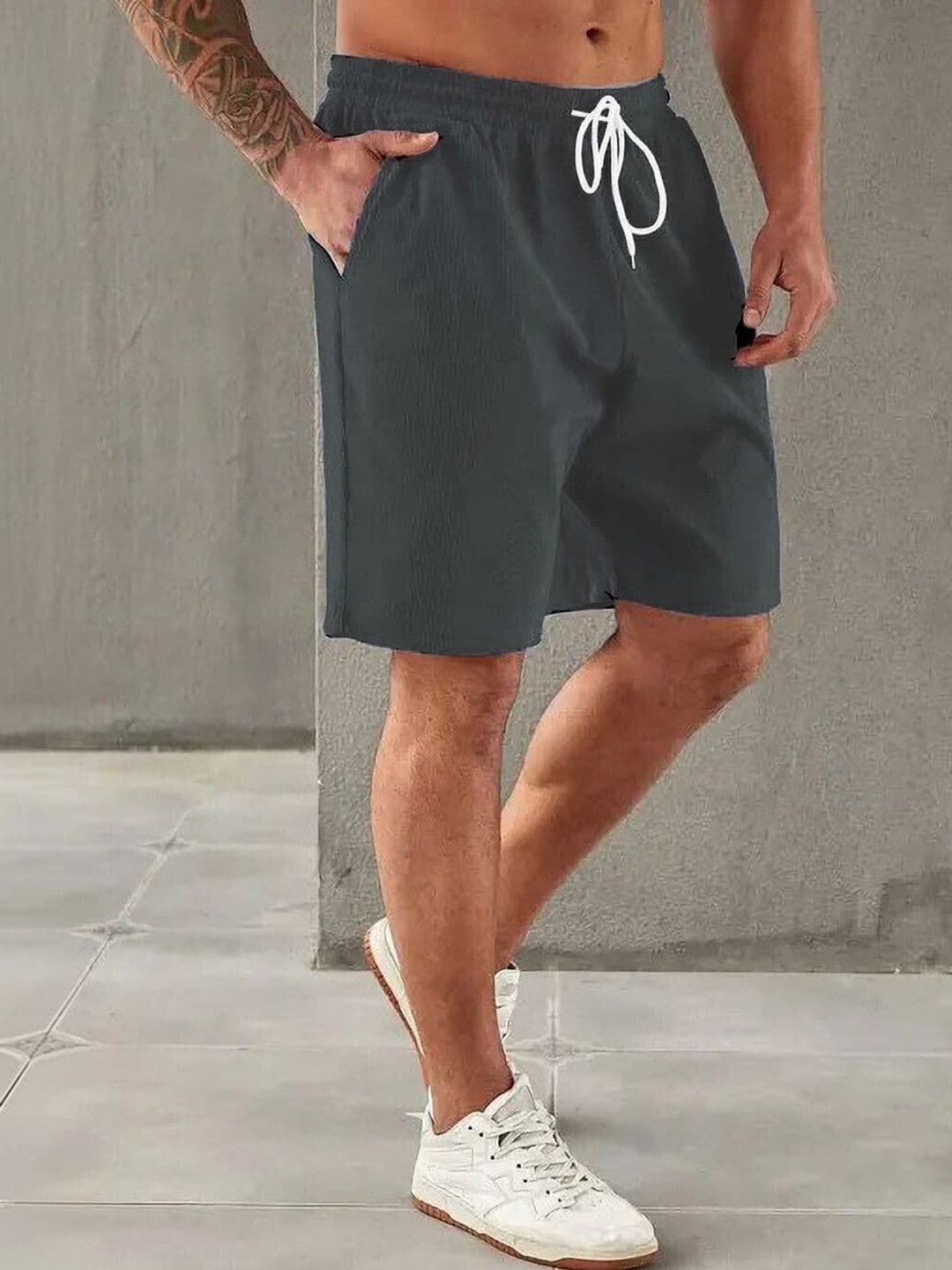 Bellwit Men Shorts - view 1