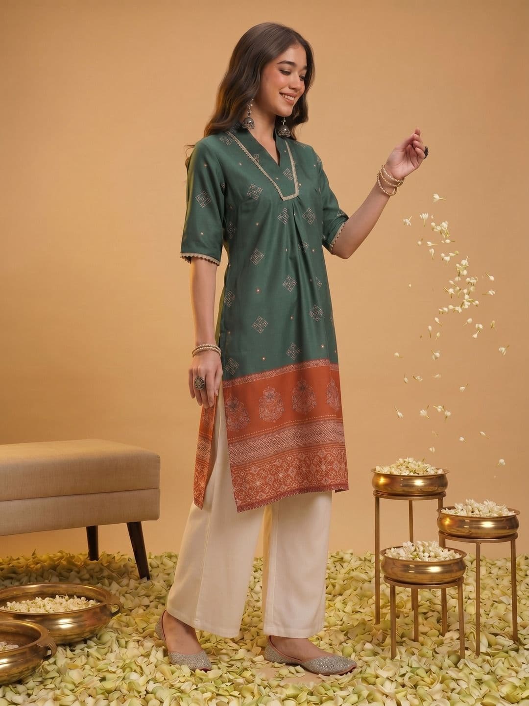 Sangria Geometric Printed Kurta - view 1