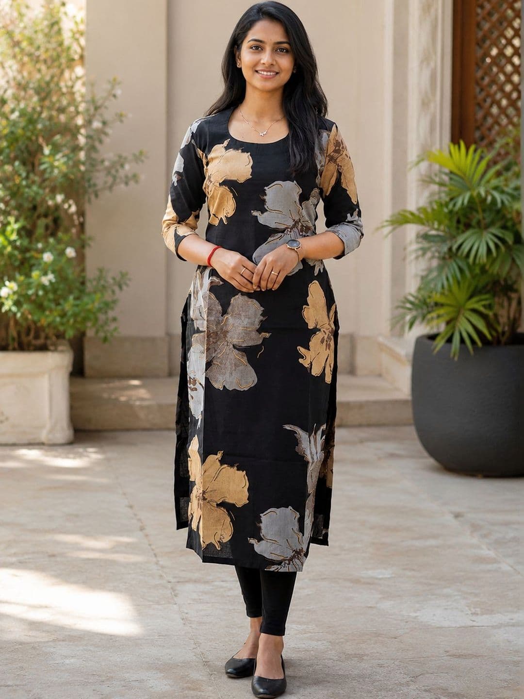 Sun Fashion And Lifestyle Women Floral Printed Floral Kurta - view 1