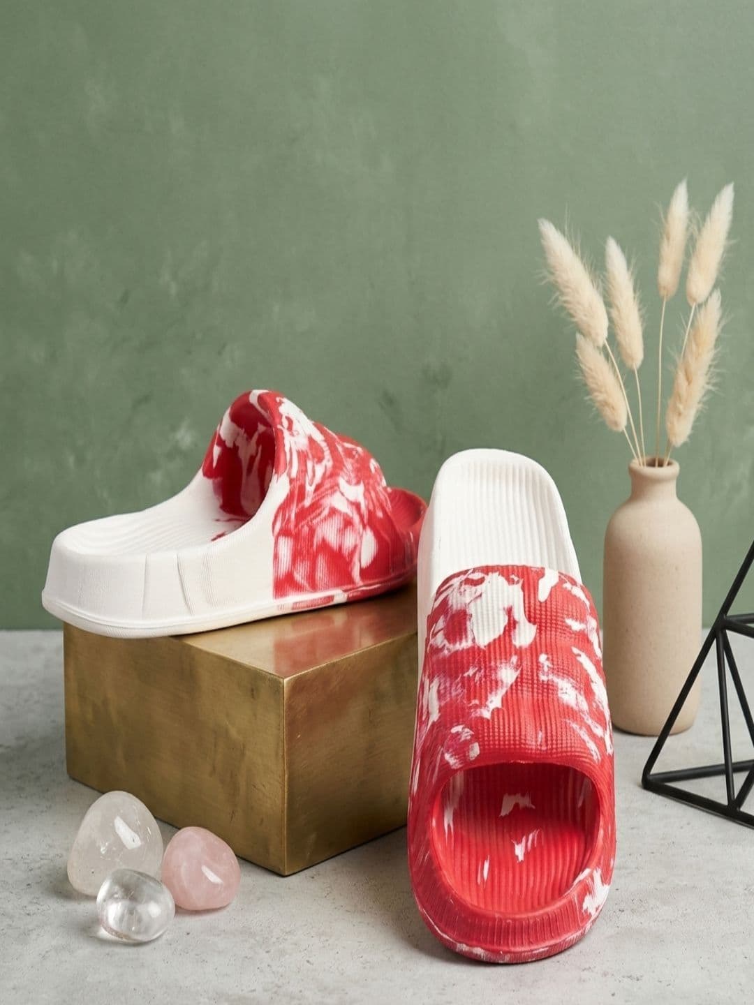 FIVEFEB Men Printed Sliders - view 1