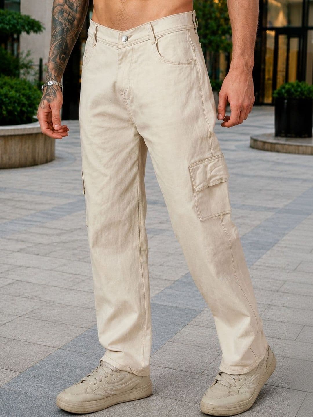 HERE&NOW Men Classic Relaxed Fit Mid-Rise Stretchable Jeans - view 1