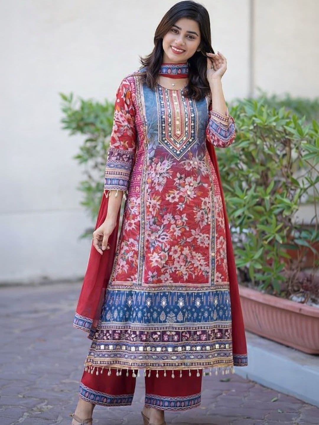 HBJ FASHION Women Floral Printed Regular Mirror Work Kurta with Palazzos & With Dupatta - view 1