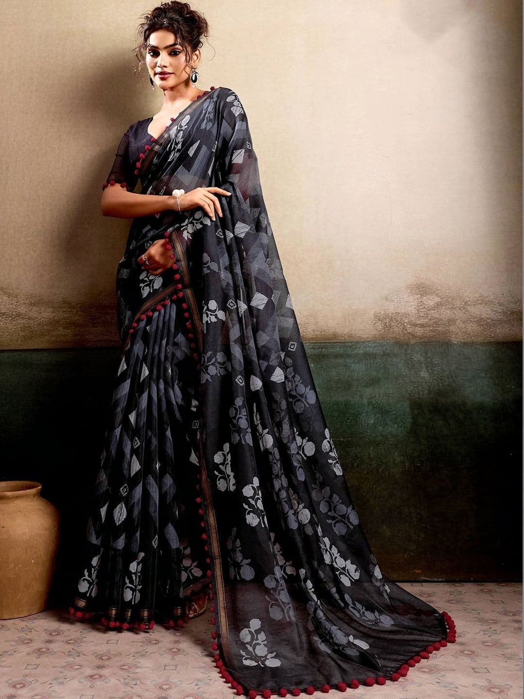 Saree mall Floral Designer Sarees - view 1