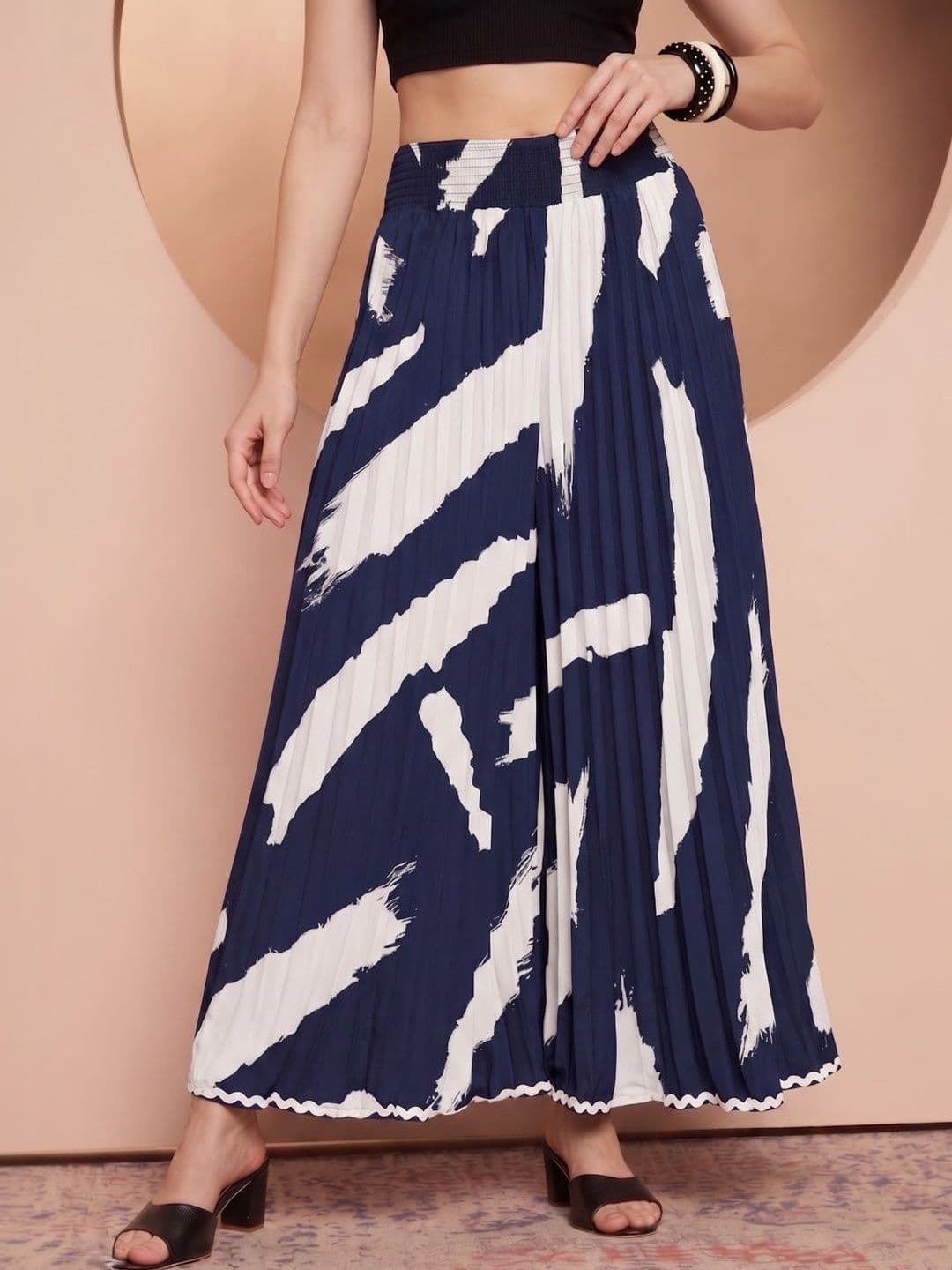 ZWERLON Women Abstract Maxi Flared Skirt - view 1