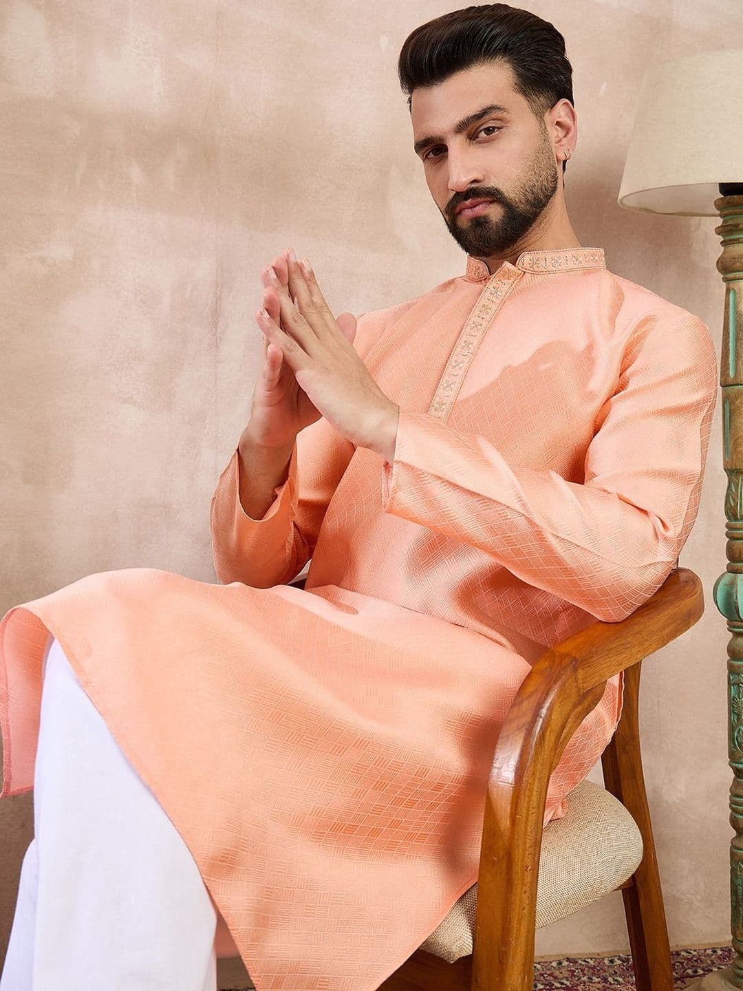 House of Pataudi Embroidered Mandarin Collar Knee Length Straight Kurta - view 1
