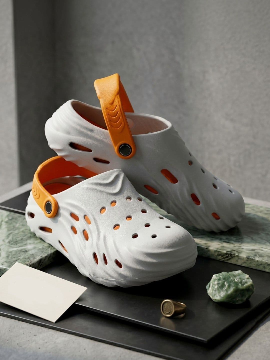 DRACKFOOT Men Clogs Sandals - view 1