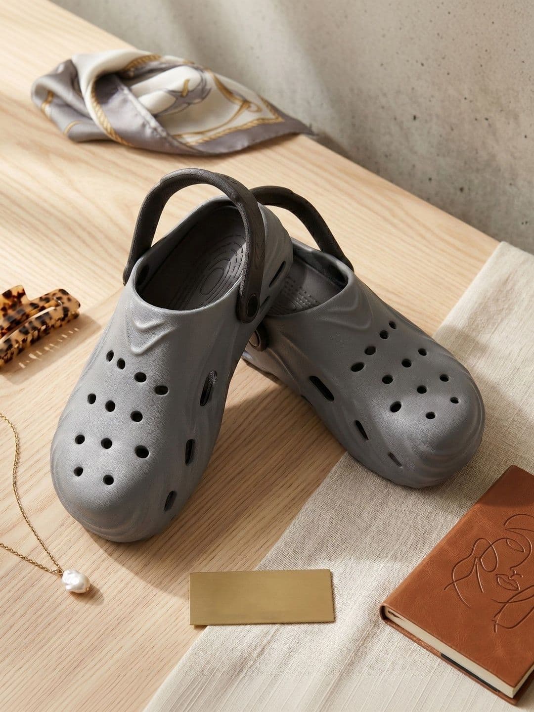 DRACKFOOT Men Clogs Sandals - view 1